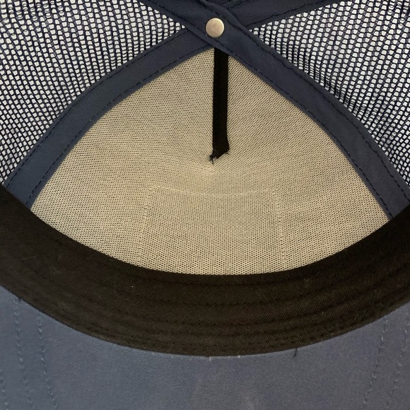 “Lone Wolf” Adjustable Trucker Hat Pre-Loved Worn Twice 🐺 🧢 - Picture 3 of 6